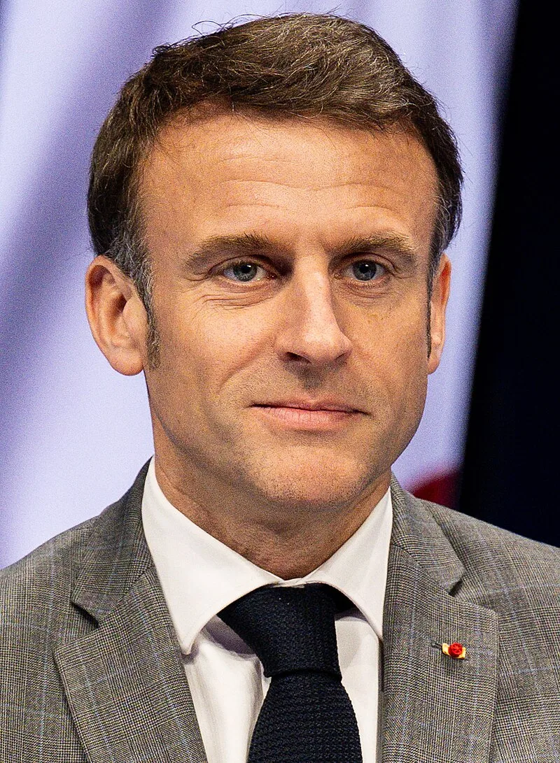 Prédictions de Macron et Voyance en France