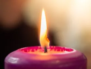 Une voyante peut-elle tout voir ? Oui mais pas tout dire ! Une voyante peut-elle tout voir