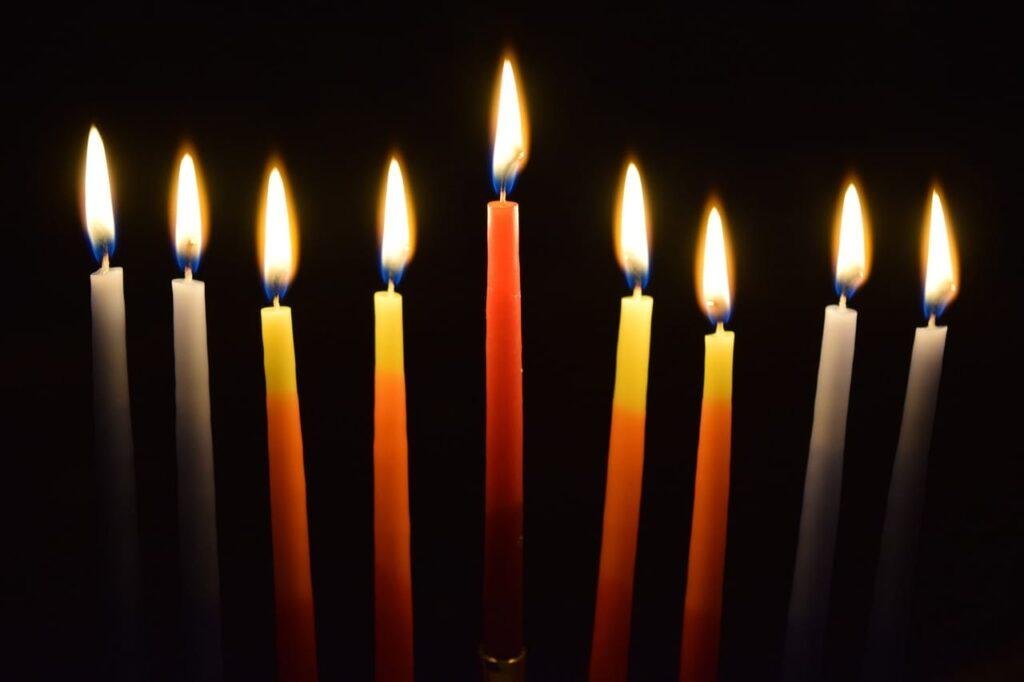Signification des Couleurs des Bougies et Rituels Mystiques couleurs des bougies
